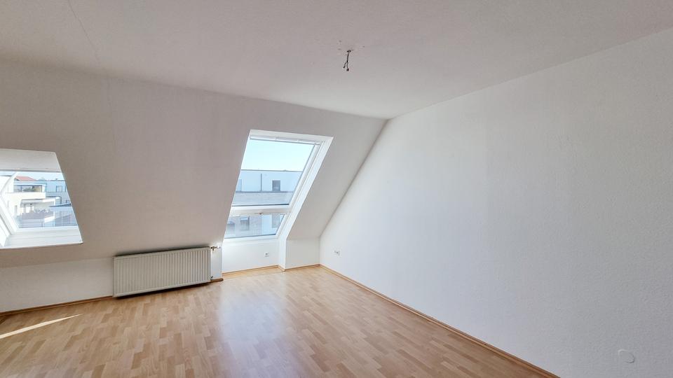 Dachgeschoßwohnung Schloß Holte-Stukenbrock Stukenbrock - 2 Zimmer, 59 m&sup2;, 620&euro; | Angebot:25378989