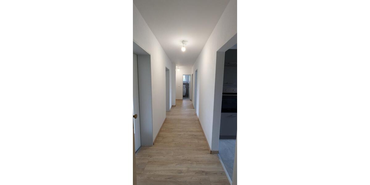 Etagenwohnung Thiersheim - 4 Zimmer, 84 m&sup2;, 675&euro; | Angebot:25266947