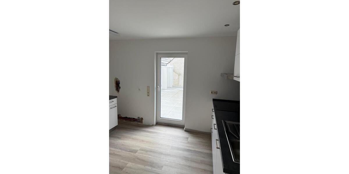 Reihenhaus Schrobenhausen - 4 Zimmer, 106 m&sup2;, 1.600&euro; | Angebot:25293842