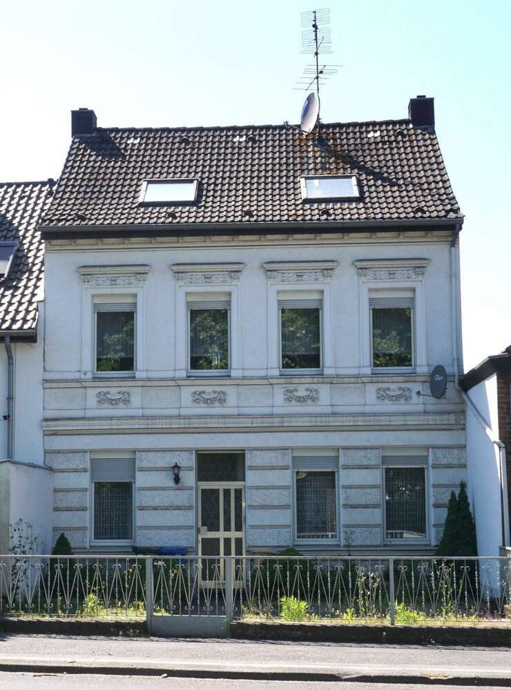 Haus zum Kaufen in Willich 245.000 € 120 m²