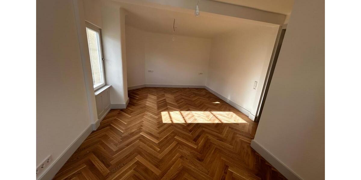 Dachgeschoßwohnung Stuttgart Stuttgart-West - 3 Zimmer, 90 m&sup2;, 1.880&euro; | Angebot:24977365