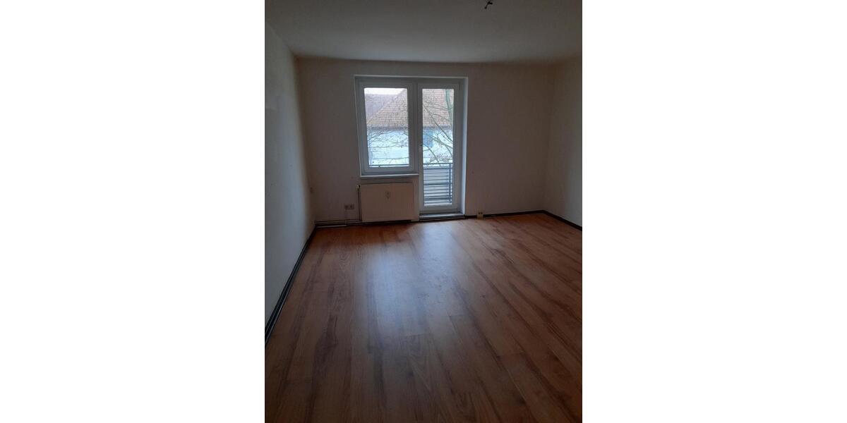Etagenwohnung Strasburg (Uckermark) - 3 Zimmer, 59 m&sup2;, 326&euro; | Angebot:25440681