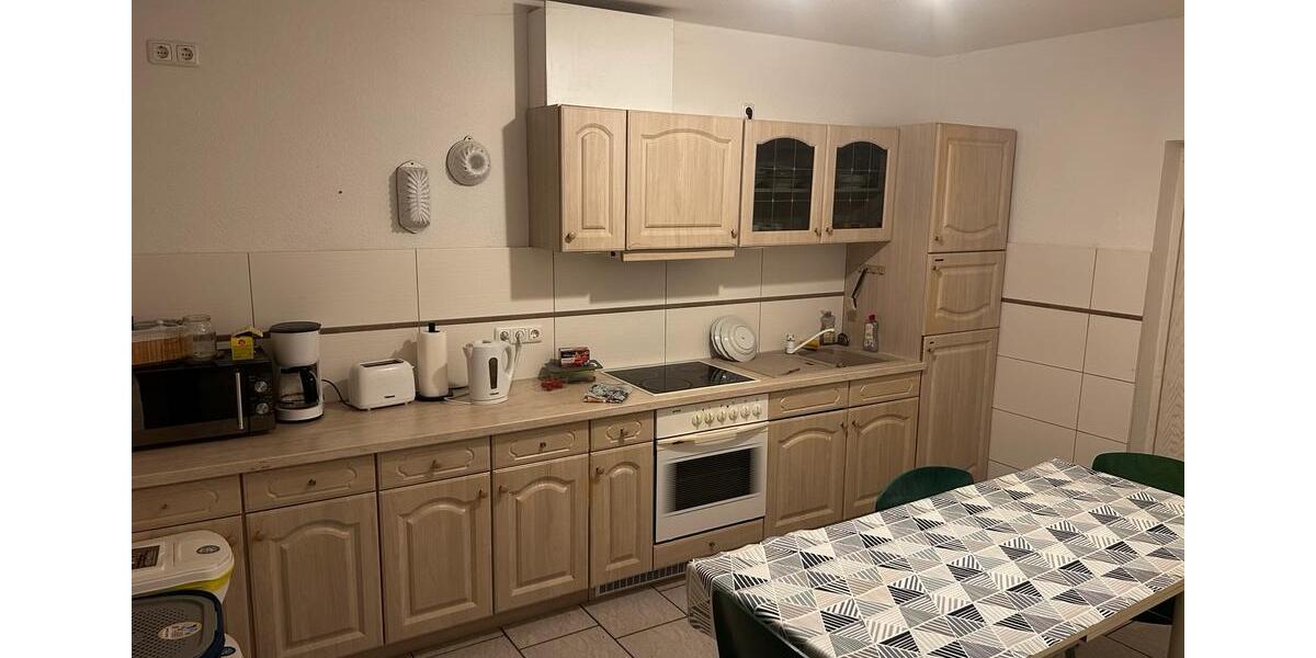 Hochparterre Arnstadt - 5 Zimmer, 112 m&sup2;, 850&euro; | Angebot:25416133