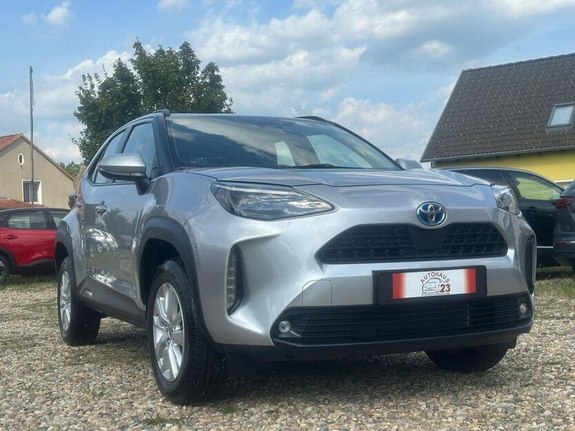 Toyota Yaris Cross 22.200 km 24.299 € Trebbin 14959