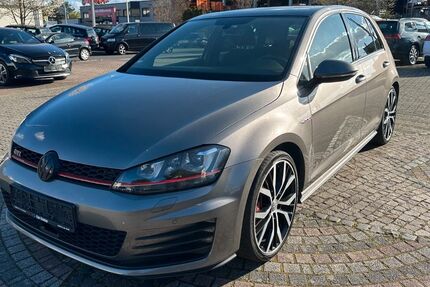 VW Golf 182.000 km 12.500 &euro; Wörth am Main 63939