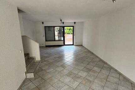 Haus Ludwigshafen Ruchheim - 5 Zimmer, 125 m&sup2;, 1.500&euro; | Angebot:25822304