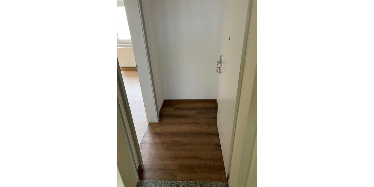 Etagenwohnung Mitterteich - 2 Zimmer, 50 m&sup2;, 335&euro; | Angebot:25750708