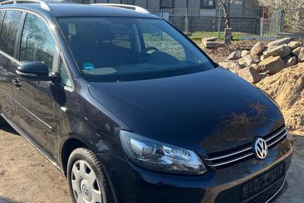 VW Touran 159.000 km 5.900 &euro; Wolgast 17438