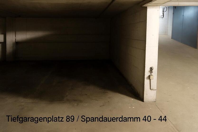Tiefgaragenstellplatz Spandauer Damm 40-44, 14059 Berlin