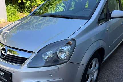 Opel Zafira 207.000 km 4.999 &euro; Essingen 73457