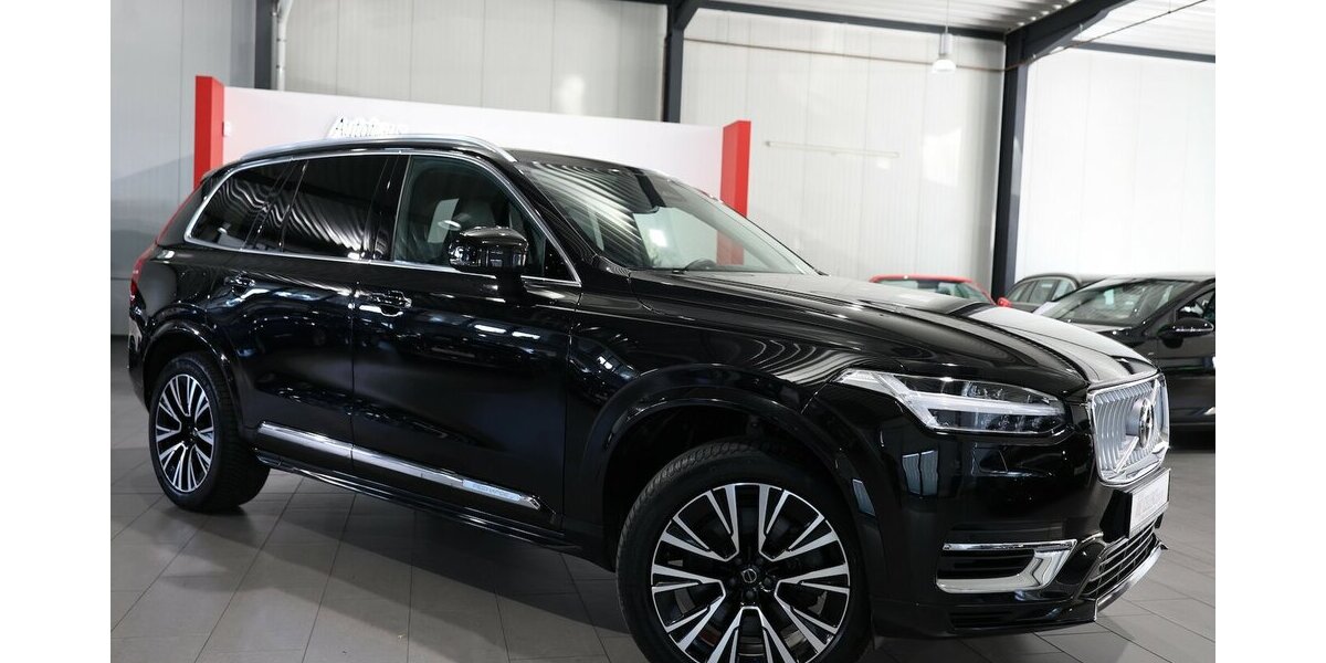 Volvo XC90 PLUS-BRIGHT RECHARGE AWD P-HEV T8 7-SITZER 79.000 km 48.888 &euro; Hamm 59077