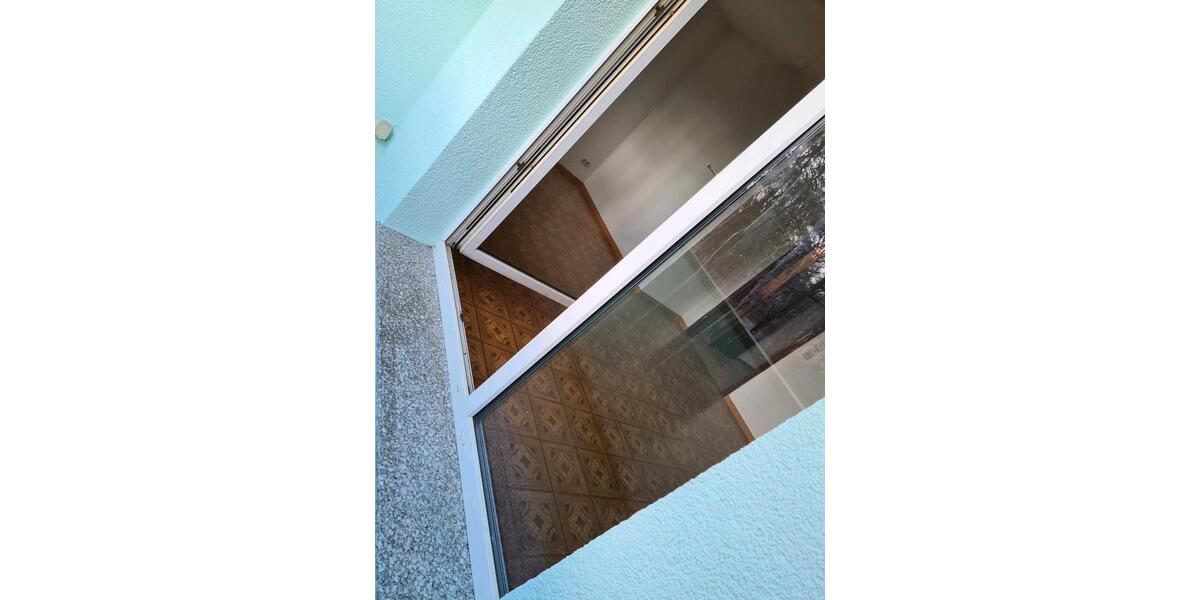 Etagenwohnung Dessau-Roßlau Brambach - 3 Zimmer, 59 m&sup2;, 50.000&euro; | Angebot:26731142
