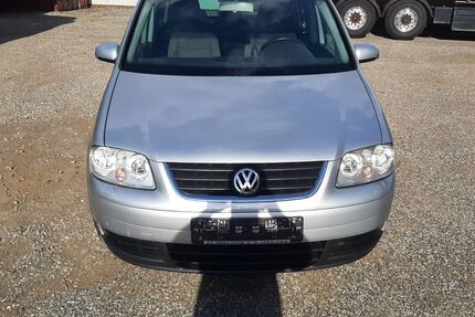 VW Touran 250.000 km 2.500 &euro; Sulzbach-Rosenberg 92237