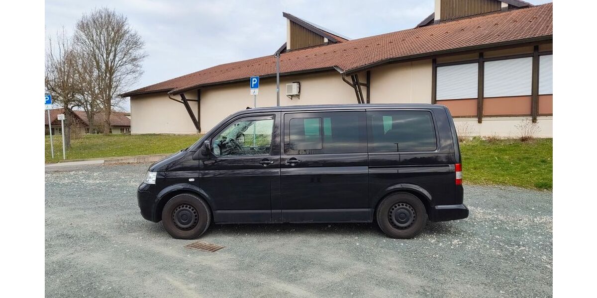 VW T5 Multivan 300.000 km 8.500 &euro; Michelau 96247