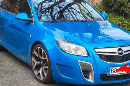 Opel Insignia 252.000 km 8.499 &euro; Bochum 44866