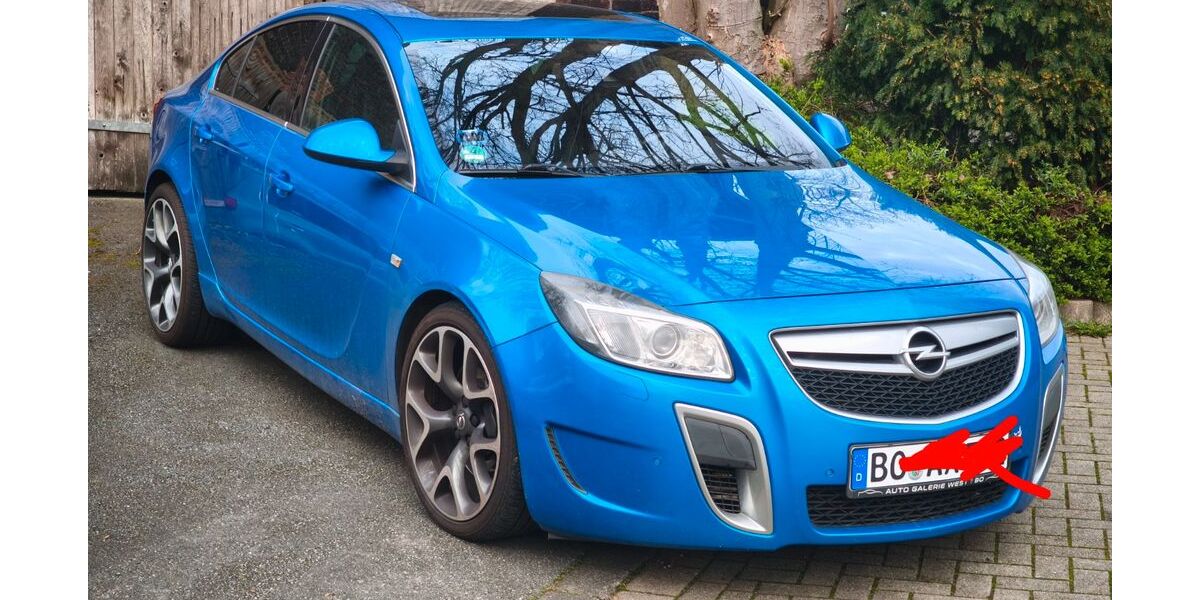Opel Insignia 252.000 km 8.499 &euro; Bochum 44866