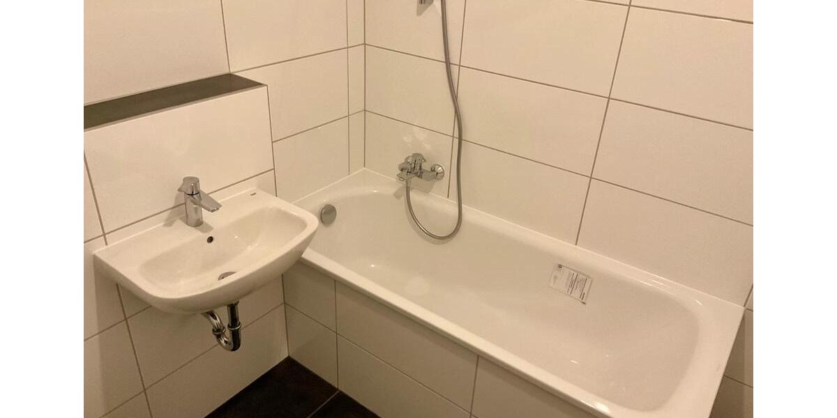 Etagenwohnung Düren Distelrath - 4 Zimmer, 90 m&sup2;, 630&euro; | Angebot:26008873