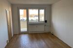 Etagenwohnung Rostock Evershagen - 1 Zimmer, 37 m&sup2;, 330&euro; | Angebot:25420466