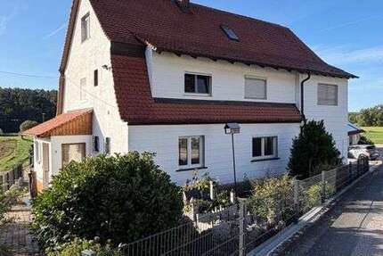 Haus Roth - 10 Zimmer, 254 m&sup2;, 640.000&euro; | Angebot:27326827