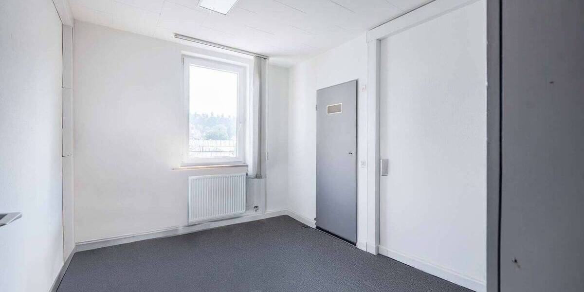 Gewerbeobjekt Mengen - 1 Zimmer, 329.000&euro; | Angebot:25690677