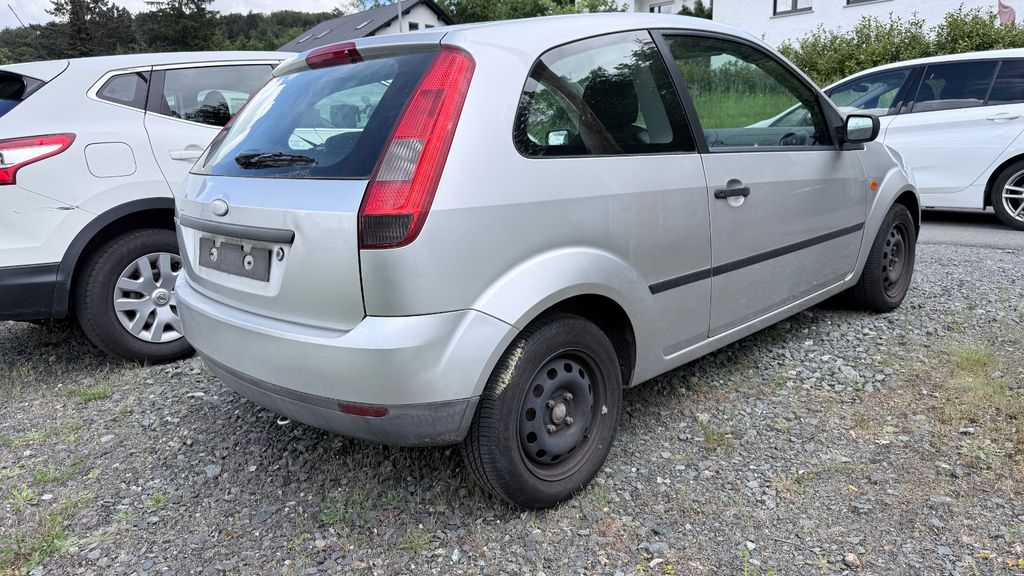 Ford Fiesta 137.000 km 650 &euro; Diez 65582
