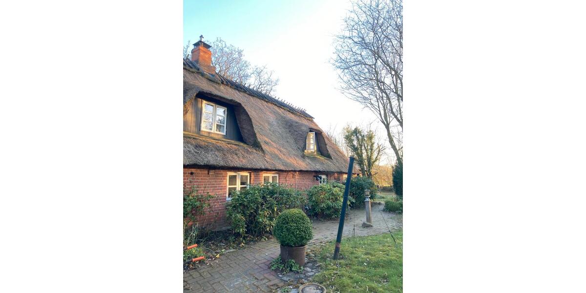 Einfamilienhaus Süderbrarup - 9 Zimmer, 381 m&sup2;, 850.000&euro; | Angebot:27004447
