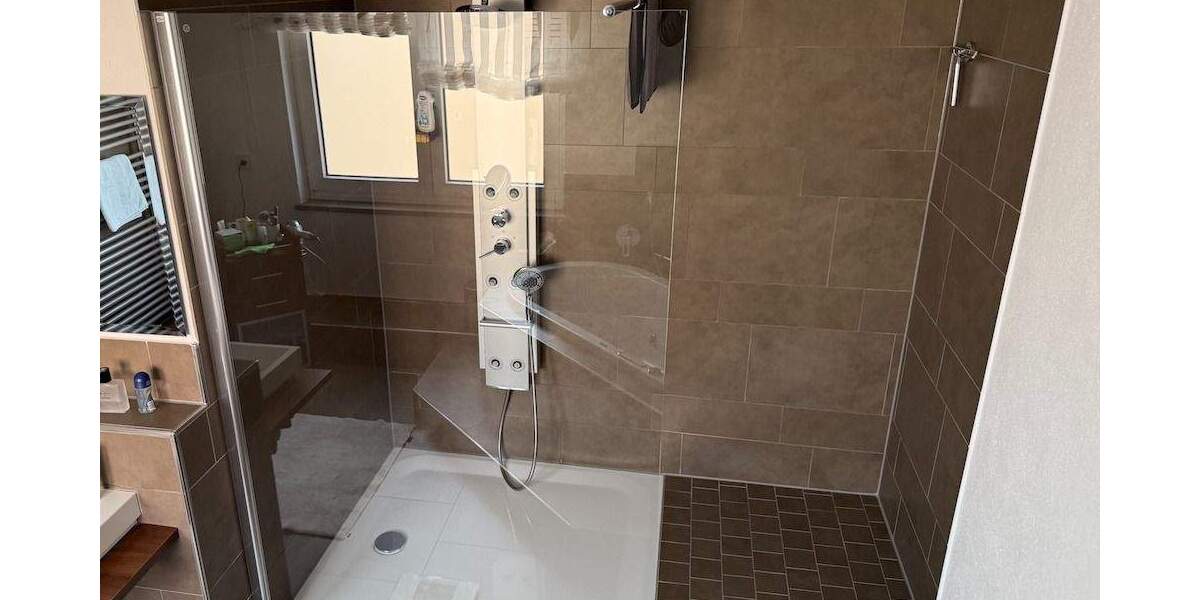 Doppelhaushälfte Neuendettelsau - 5 Zimmer, 154 m&sup2;, 520.000&euro; | Angebot:25744761