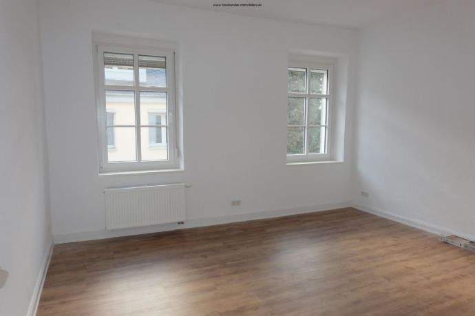 Etagenwohnung Trier Trier-Süd - 2 Zimmer, 81 m&sup2;, 900&euro; | Angebot:26402615