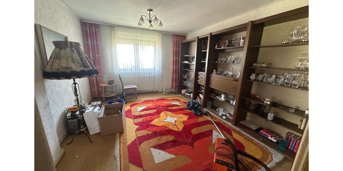 Einfamilienhaus Wadgassen - 7 Zimmer, 141 m&sup2;, 220.000&euro; | Angebot:26951364