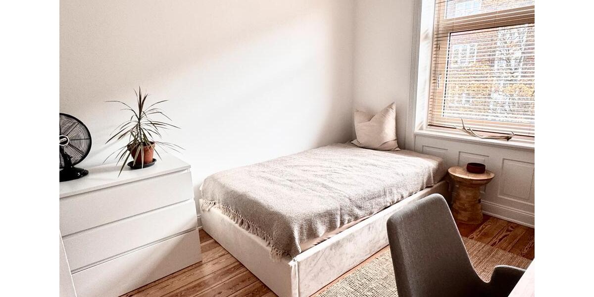 Wohnen auf Zeit Hamburg Winterhude - 1 Zimmer, 14 m&sup2;, 625&euro; | Angebot:26407955