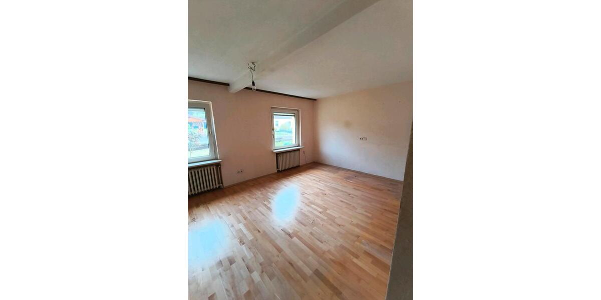 Doppelhaushälfte Bad Salzuflen - 4 Zimmer, 95 m&sup2;, 1.200&euro; | Angebot:26322820
