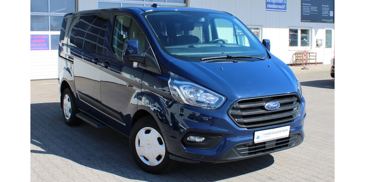 Ford Transit Custom MILDHYBR. 9SITZE AHK/KAMERA/PDC 29.260 km 26.490 &euro; Hatten 26209