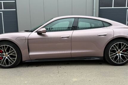 Porsche Taycan 91.000 km 59.900 &euro; Ulm 89075