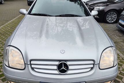 Mercedes-Benz SLK 230 165.883 km 4.999 € Hatten 26209