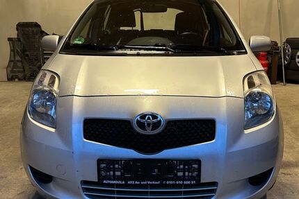 Toyota Yaris 158.918 km 2.800 &euro; Ilsenburg 38871