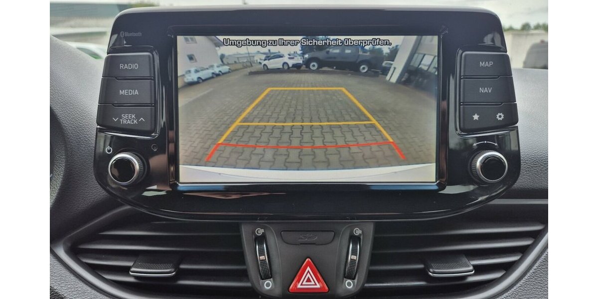 Hyundai i30 Passion +, Rückfahrkamera, Carplay, Navi, Sitz 85.411 km 16.690 &euro; Rodgau 63110