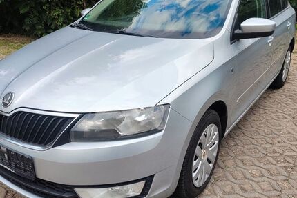 Skoda Rapid 313.000 km 3.299 &euro; Schwedt 16303