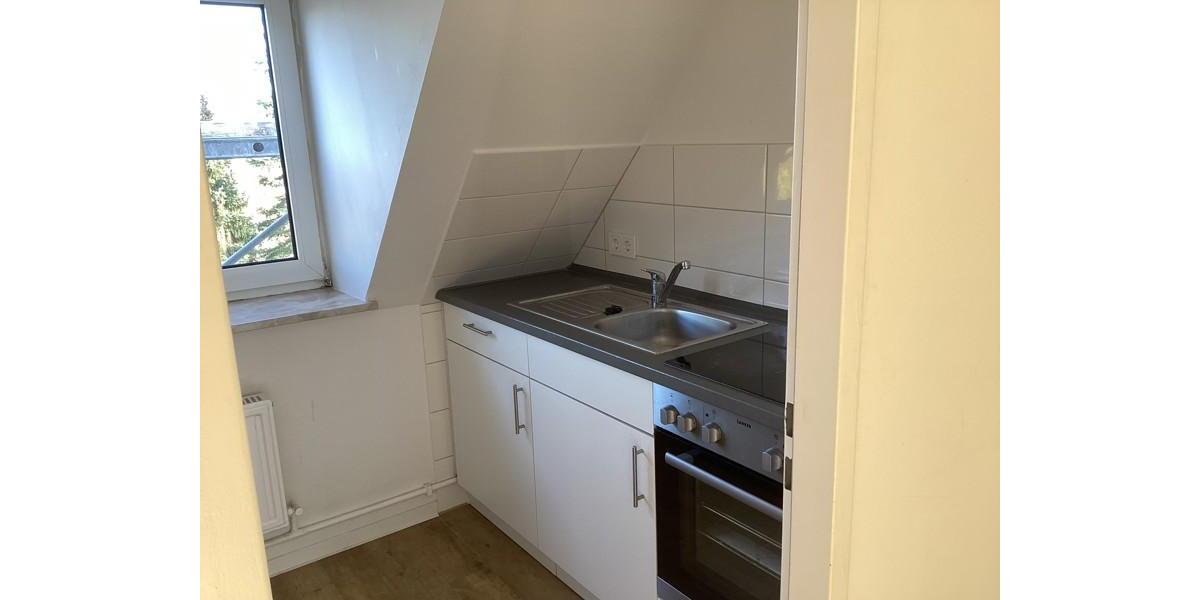 Dachgeschoßwohnung Lübeck Sankt Jürgen - 1 Zimmer, 25 m&sup2;, 289&euro; | Angebot:25442919