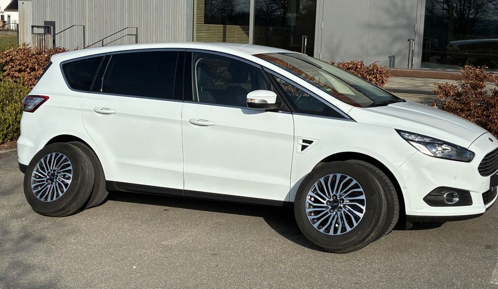 Ford S-Max 94.500 km 16.400 &euro; Biberach an der Riss 88400
