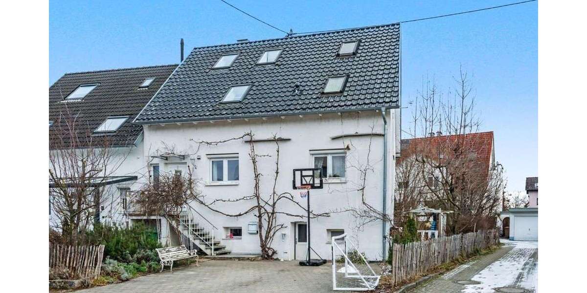 Haus zum Kaufen in Freiburg im Breisgau 720.000 € 181.18 m² 6 zimmer