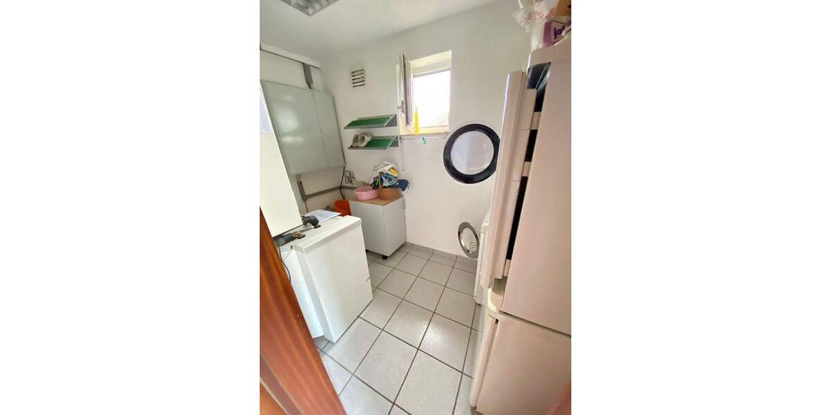 sehr gepflegte 4-Zimmer-Doppelhaushälfte in bester Sackgassenlage 4 zimmer