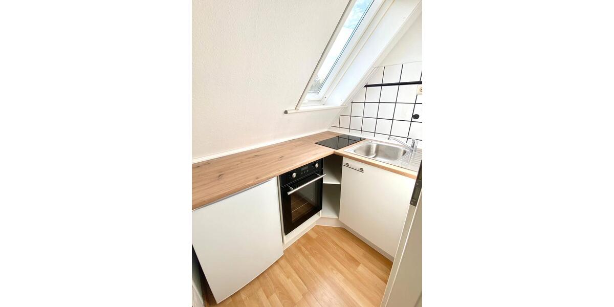 Dachgeschoßwohnung Schlangen - 2 Zimmer, 31 m&sup2;, 375&euro; | Angebot:26397794
