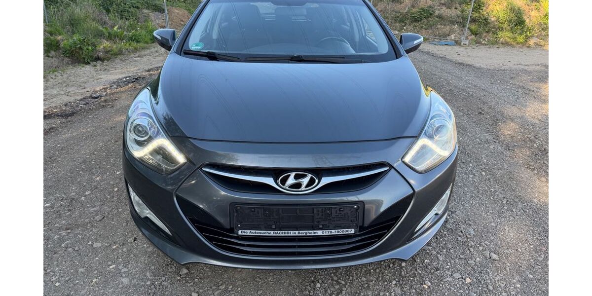 Hyundai i40 341.890 km 4.990 &euro; Bergheim (Rhein-Erftkreis) 50129