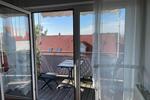 Sonnige, hochwertig ausgestattete Wohnung mit Balkon und Garage zimmer