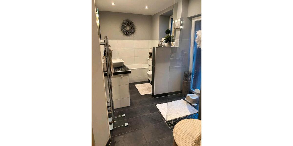 Einfamilienhaus Weddingstedt - 4 Zimmer, 135 m&sup2;, 369.999&euro; | Angebot:26975082