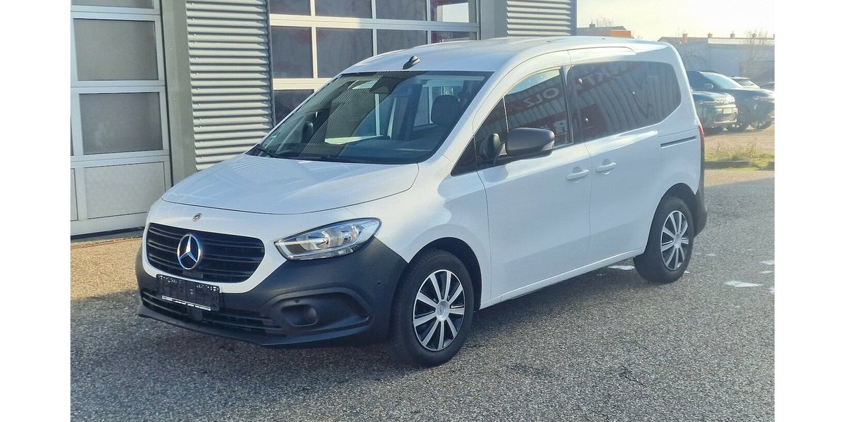 Mercedes-Benz Citan 110 CDI Tourer Klimaautomatik 21.000 km 20.899 € Landau 76829