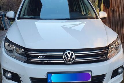 VW Tiguan 105.000 km 12.400 &euro; Aschaffenburg 63739