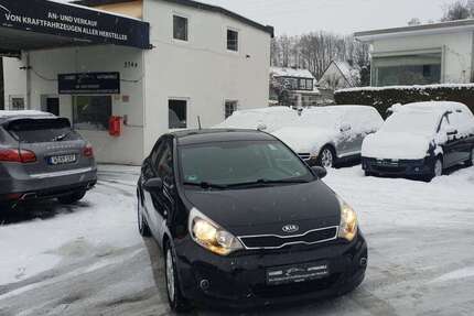 Kia Rio 180.000 km 4.999 &euro; Wuppertal 42327