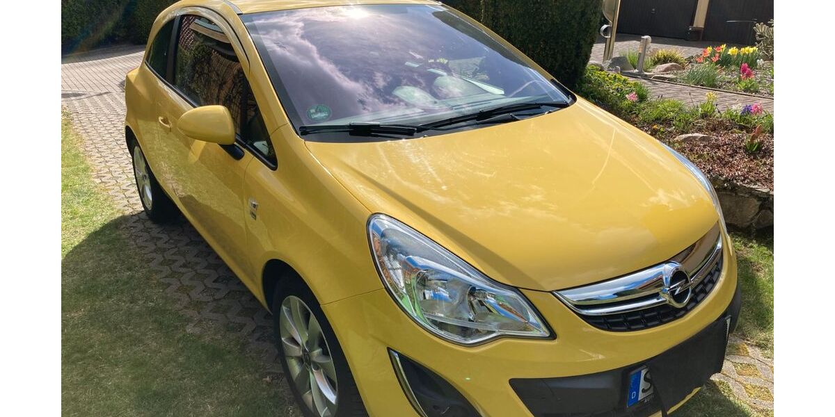 Opel Corsa 76.000 km 4.900 &euro; Hecklingen 39444