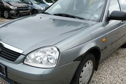 Lada Priora 110.380 km 799 € Oberviechtach 92526